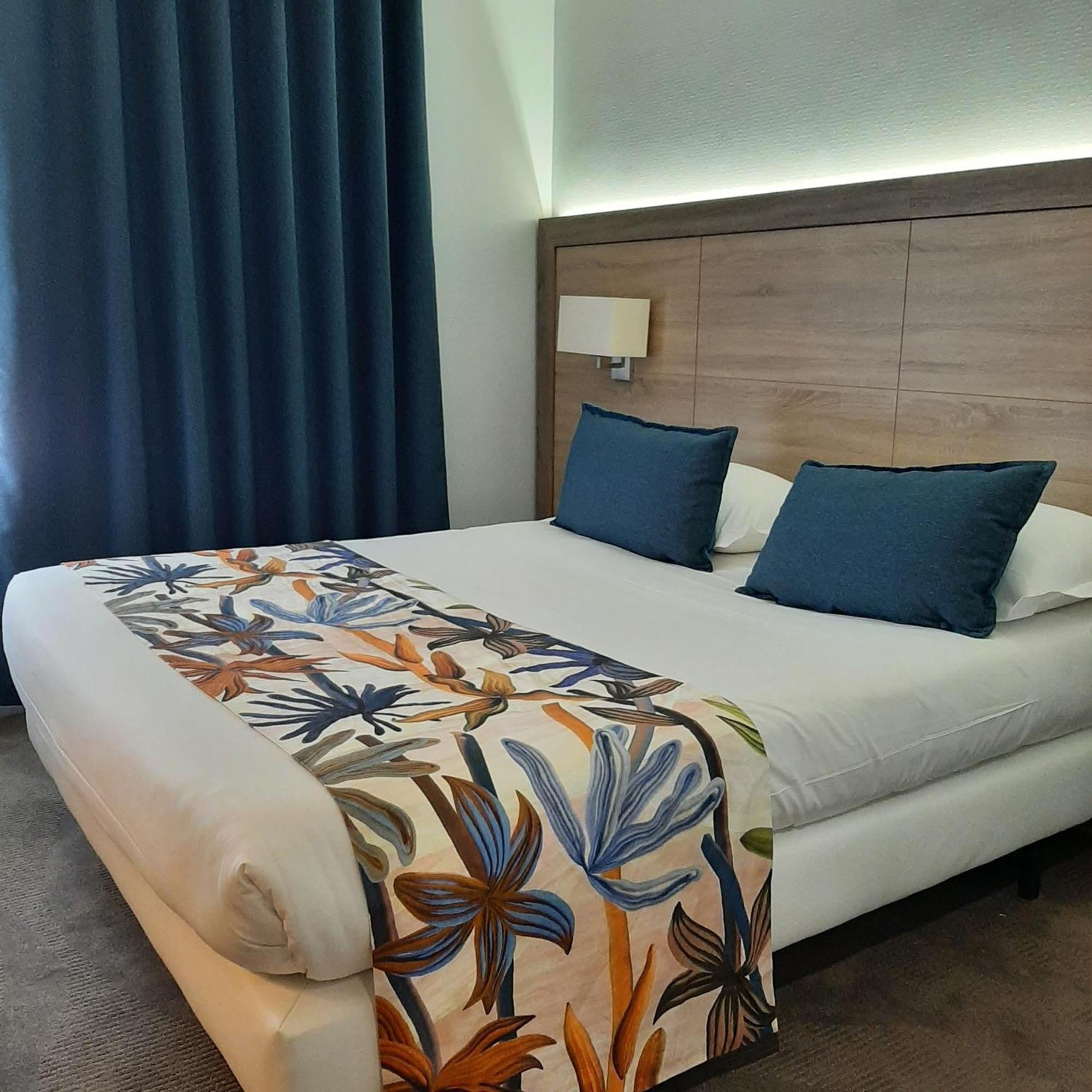 Logis Hotel Relais Saint Jacques - Chateauroux Déols Kültér fotó