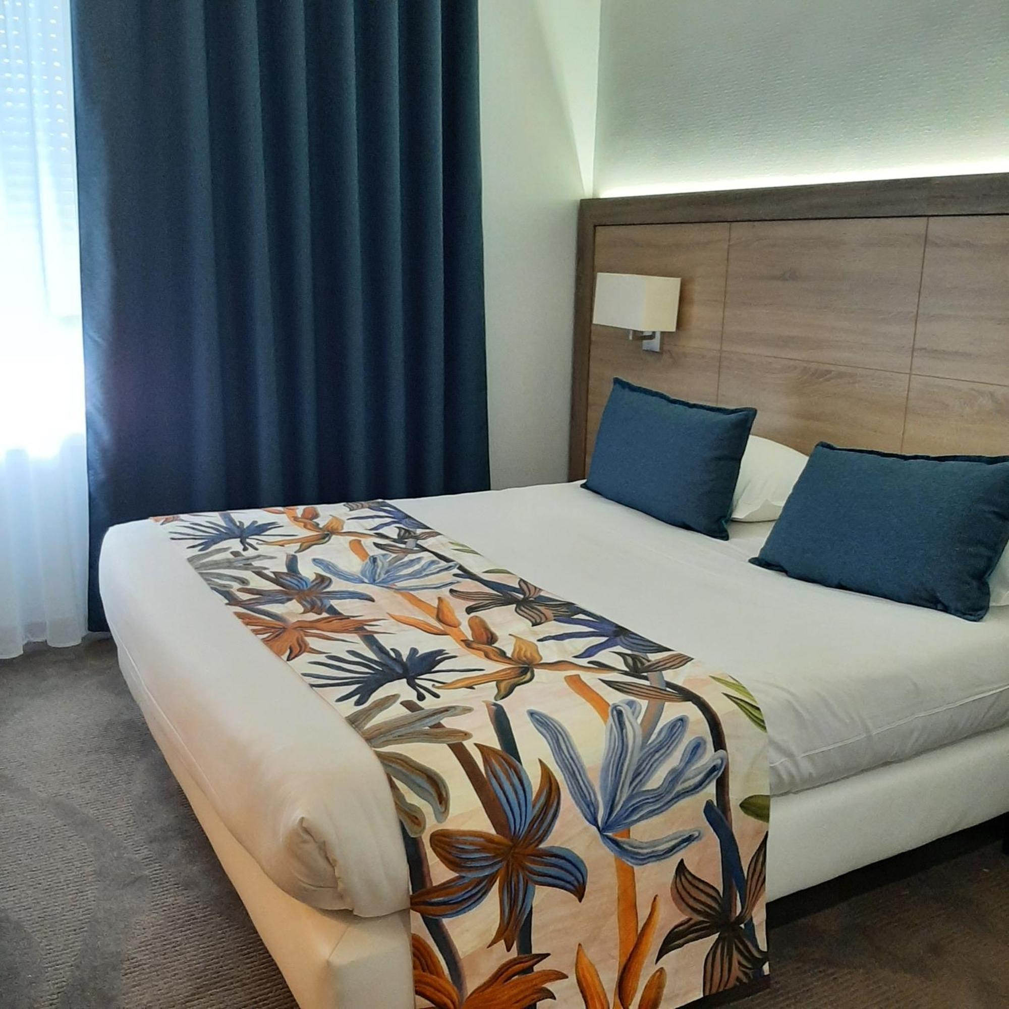 Logis Hotel Relais Saint Jacques - Chateauroux Déols Kültér fotó